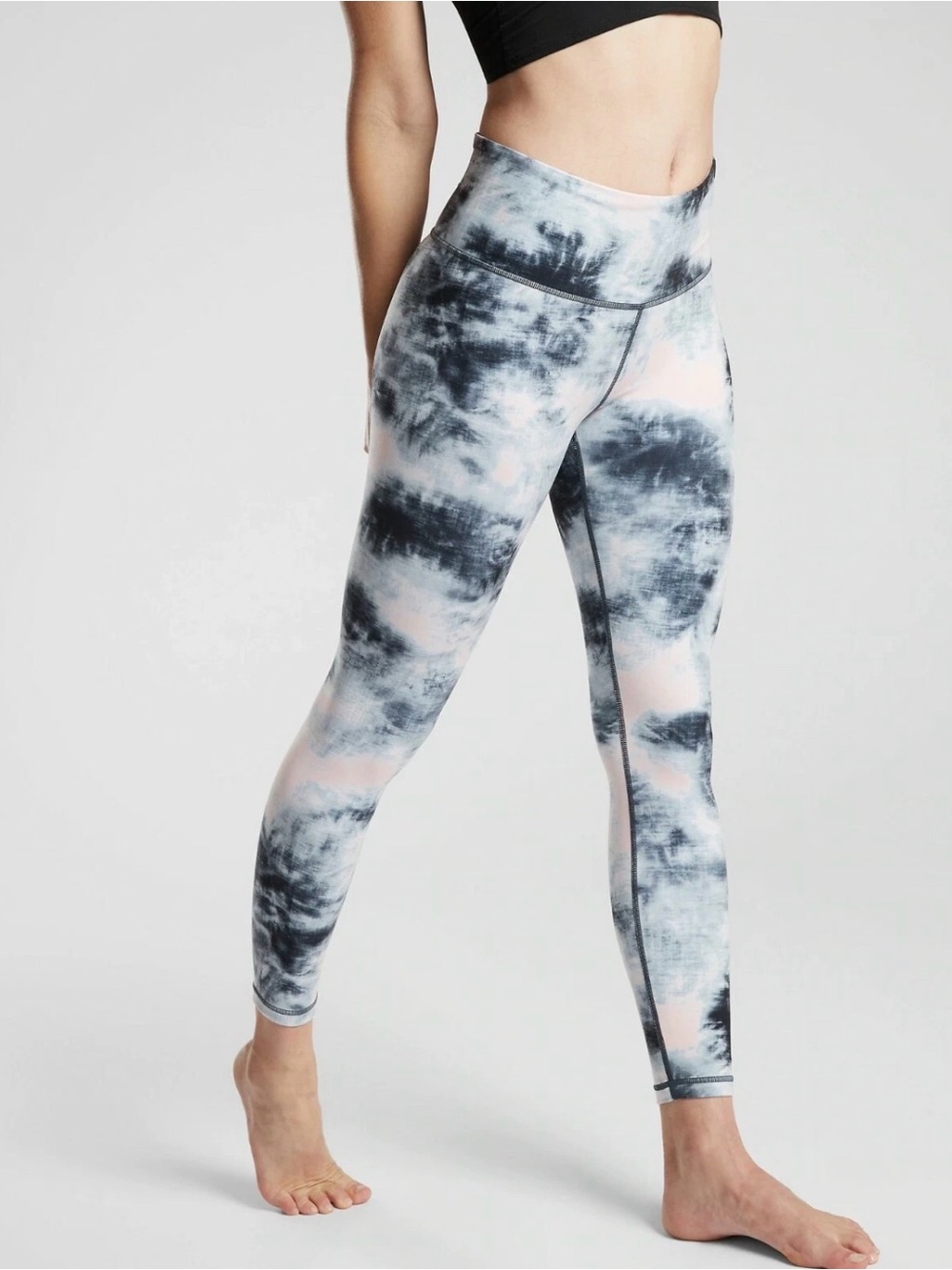 Athleta Elation Ice Dye 7/8 Tight in Powervita, Orchid Pink Women’s Medium